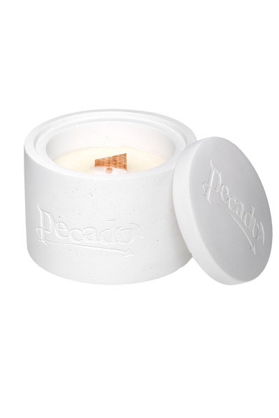 Ароматическая свеча круглая с крышкой «Plum & Cashmere» Pecado 65 гр